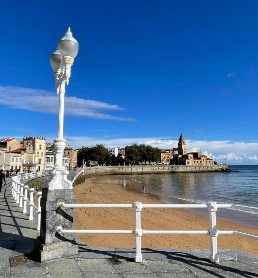 Apartamento Centro Novort Gijón Esterno foto